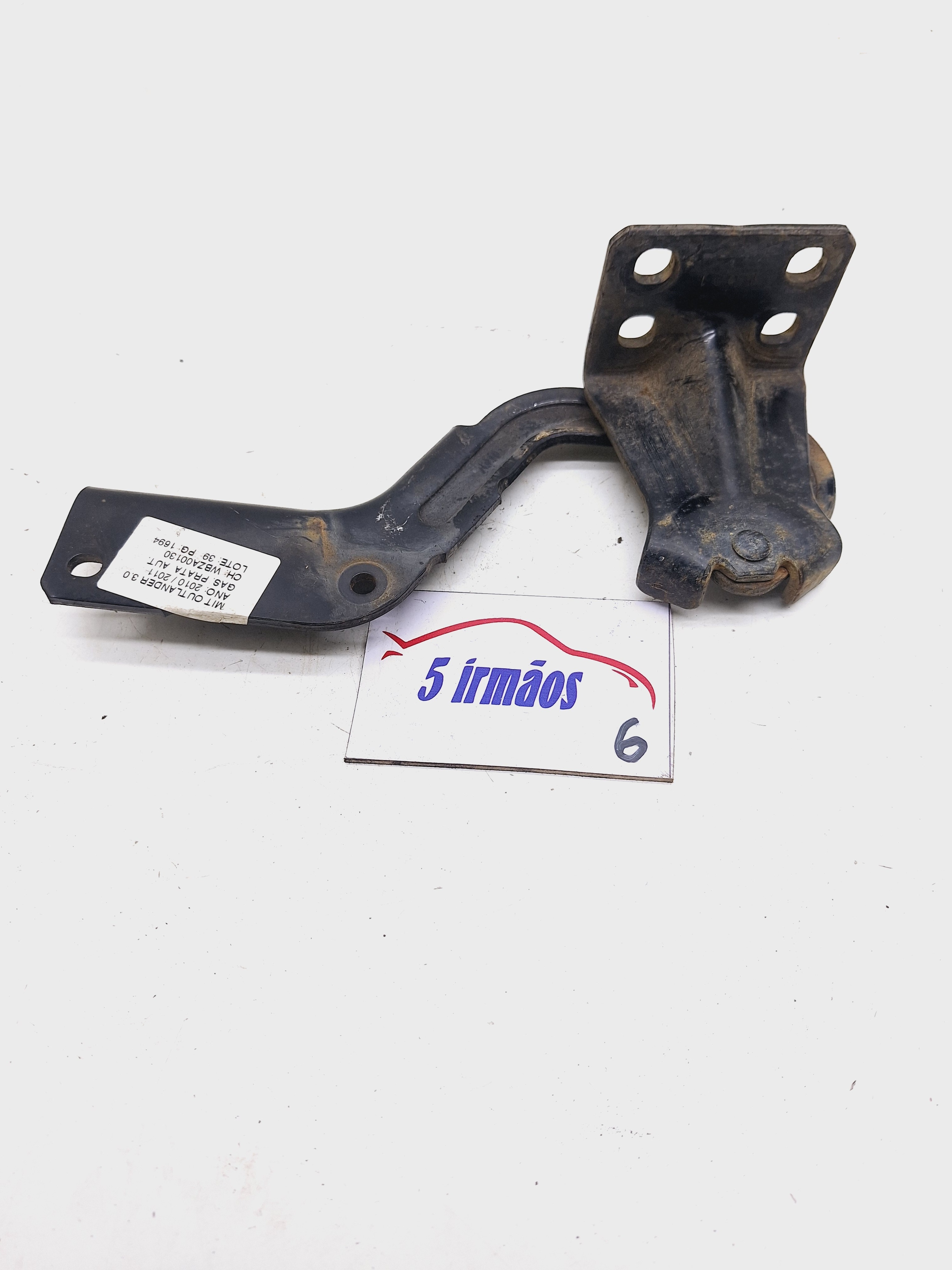 Dobradiça Direita Porta Malas Outlander 3.0 V6 2010/ 2011