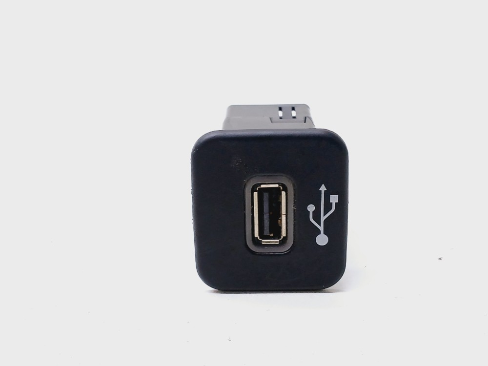 Entrada Usb Fiat Toro 2.0 2020 2021