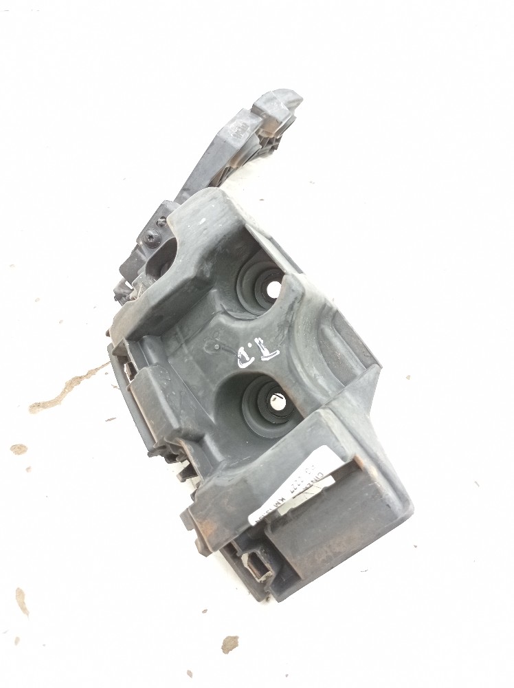 Guia Direito Parachoque Traseiro Vw Tcross Tsi 1.4 2019 2020