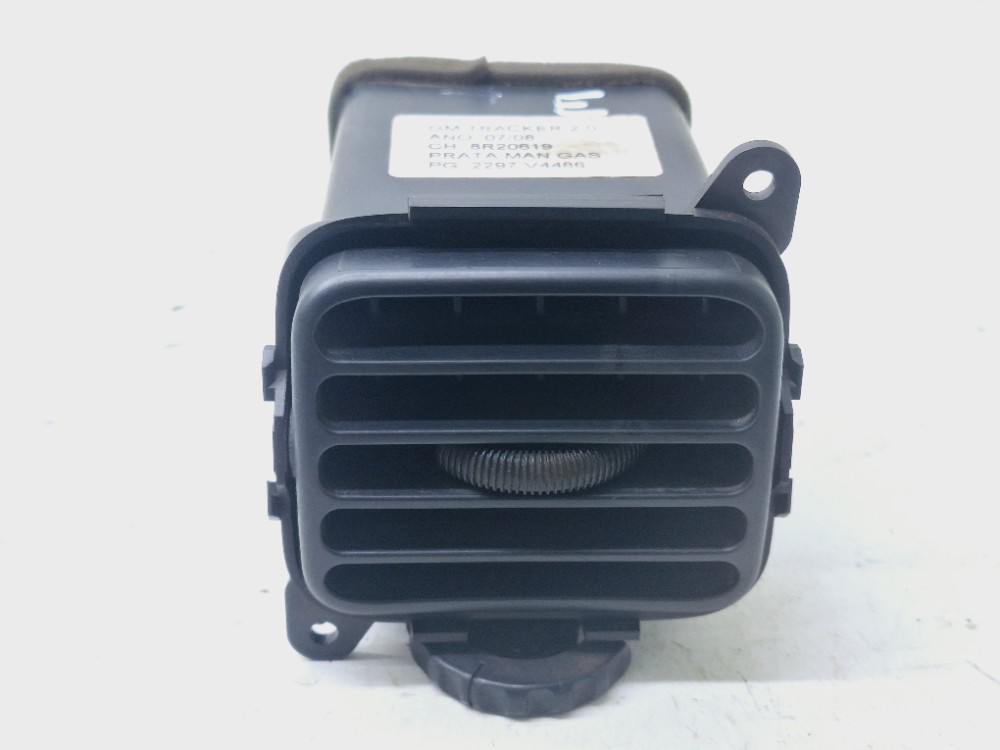 Difusor Ar Esquerdo Gm Tracker 2.0 2007 2008 7363265d0