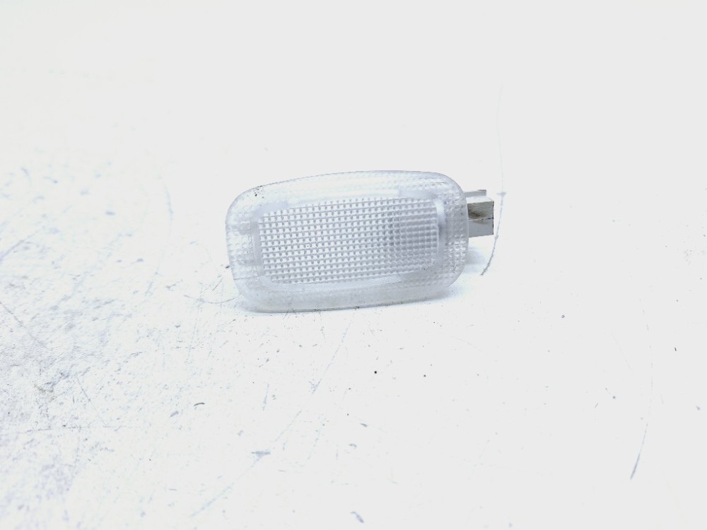 Luz Cortesia Mercedes Cla 2.0 2014 2015 A2218200401