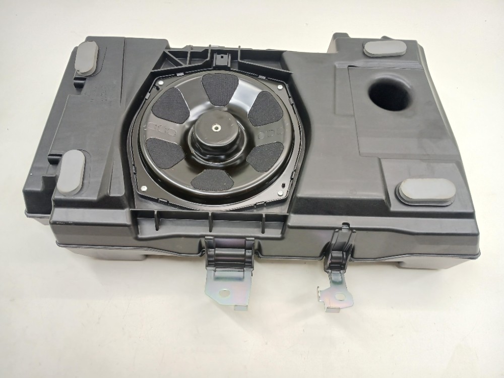 Alto Falante Subwoofer Evoque 2.0 2015 bj3218808eb