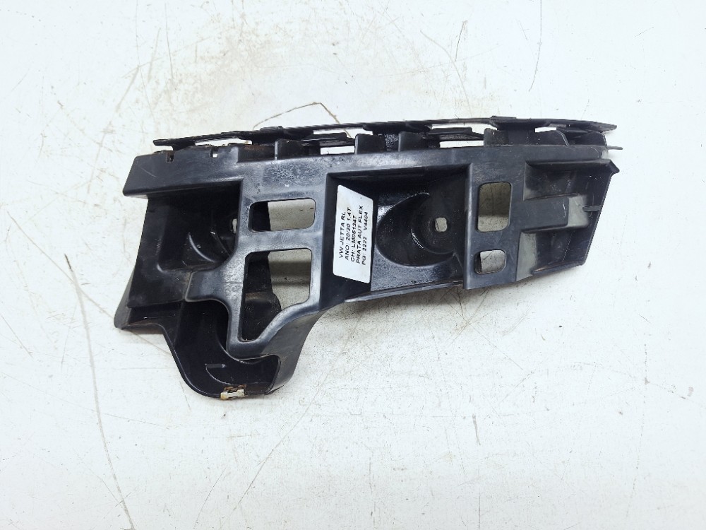 Guia Esquerdo Parachoque Traseiro Vw Jetta Rl 1.4 2020