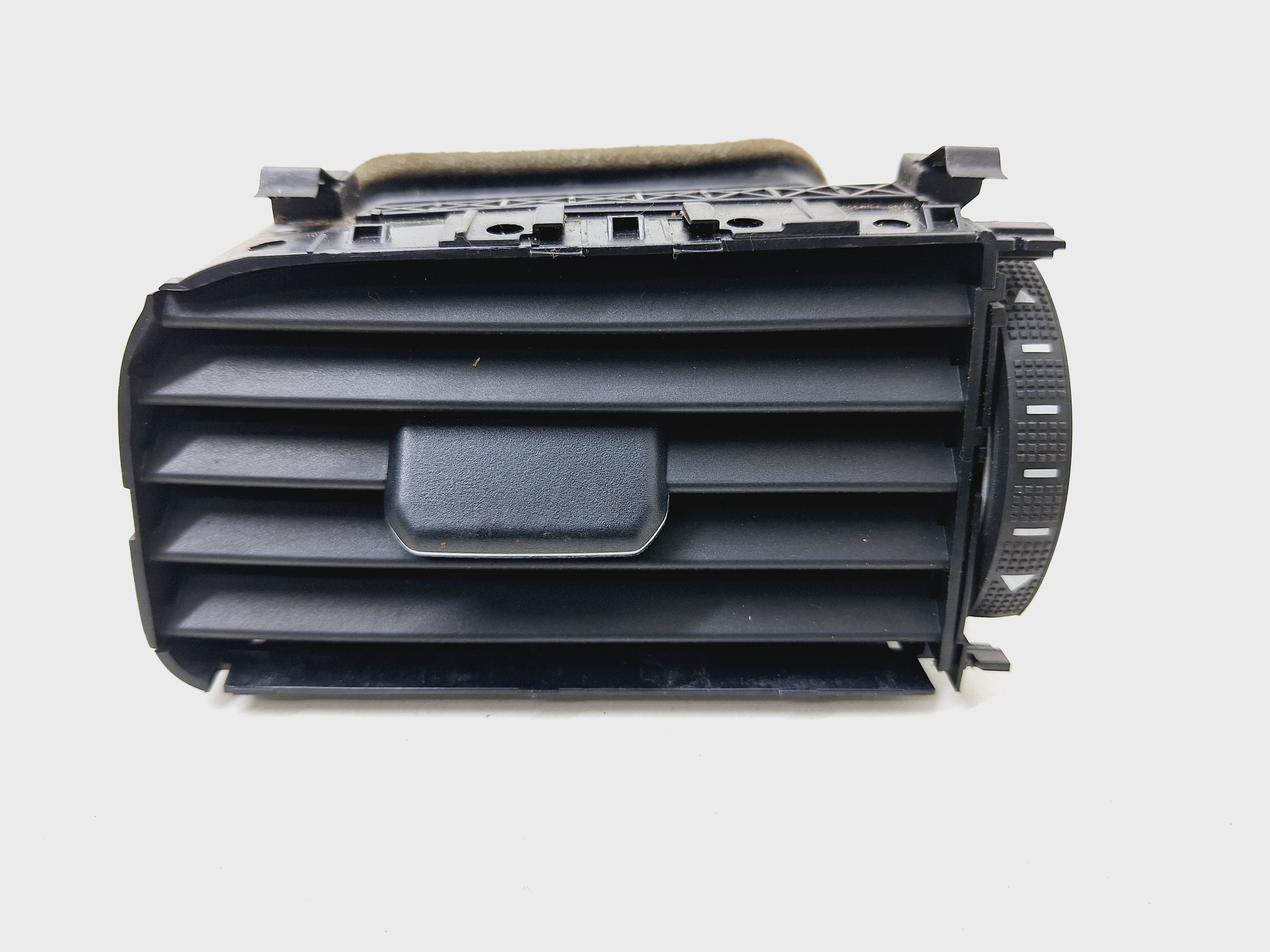 Difusor Ar Esquerdo Volkswagen Jetta 2.0 2015 Nº5c6819703b