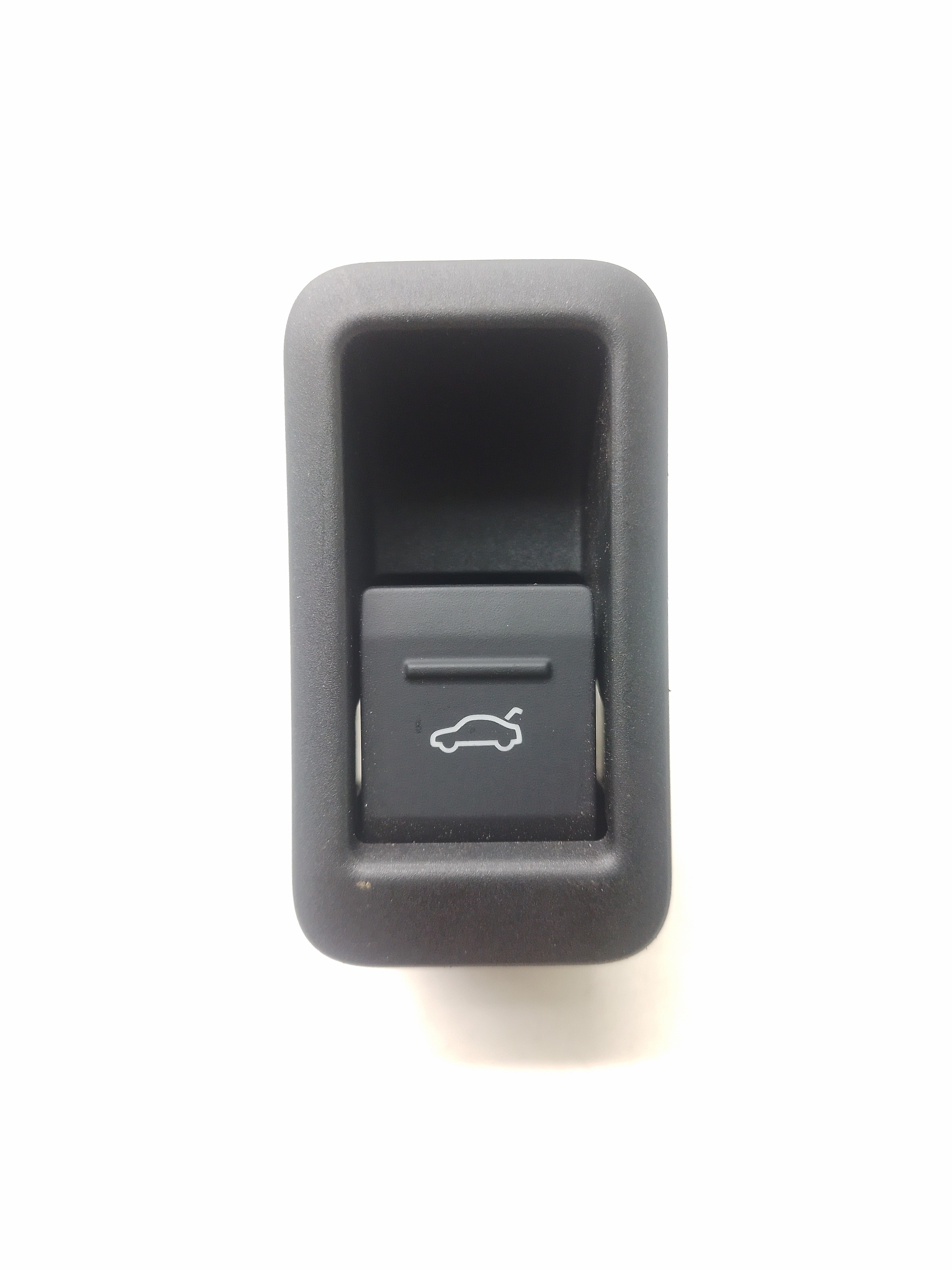 Botão Abertura Tampa Traseira Audi Q3 Tfsi 1.4 2020