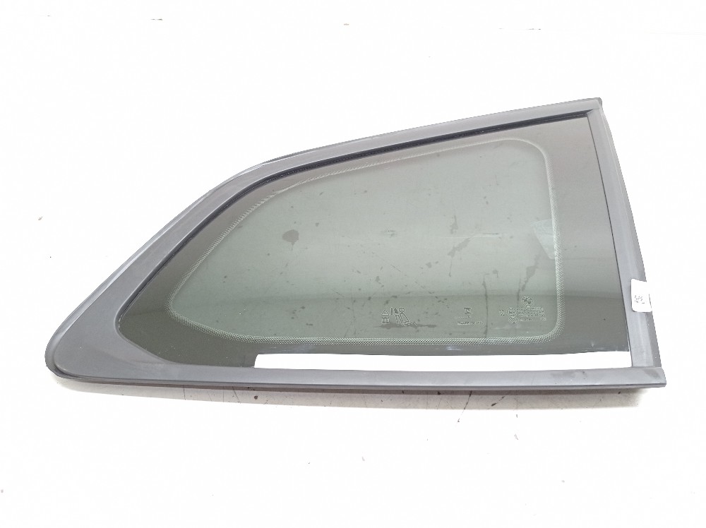 Vidro Fixo Traseiro Direito Bmw X1 1.5 2023 18226310