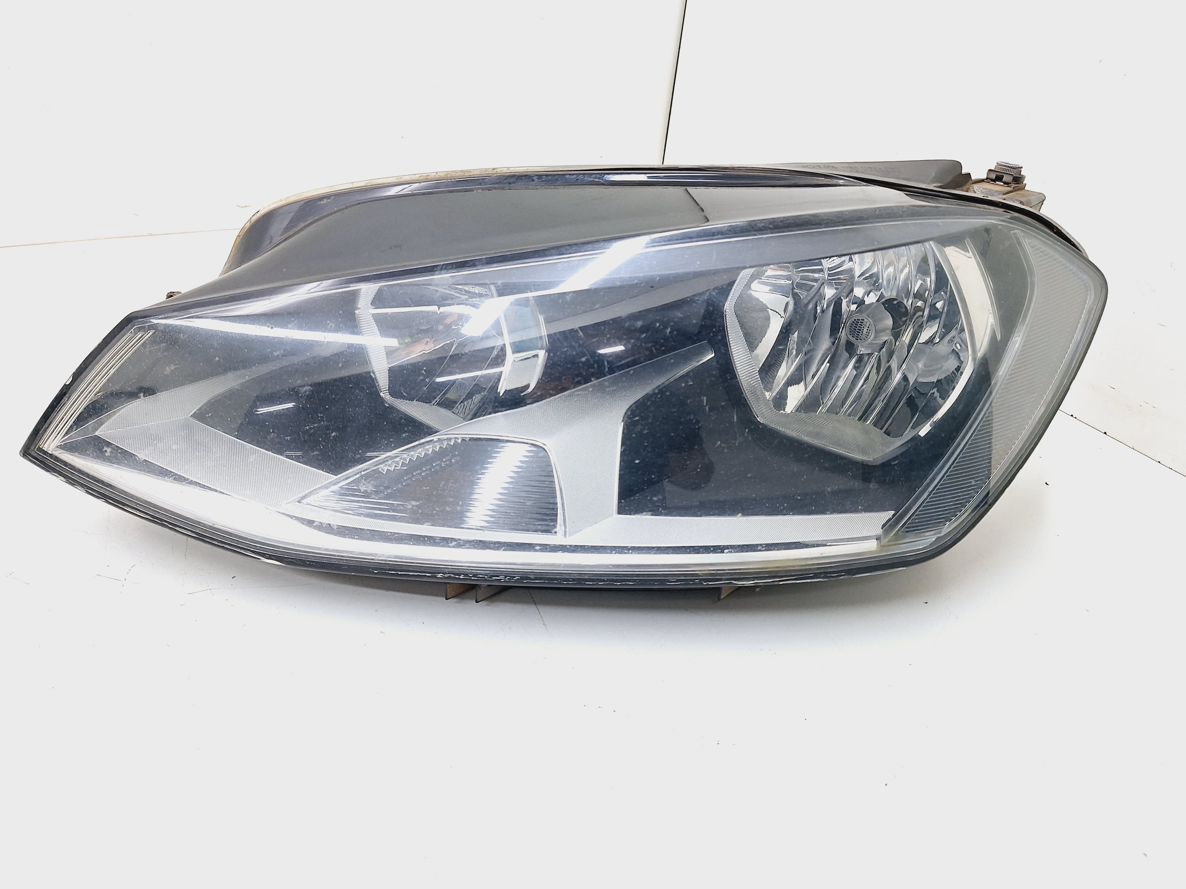 Farol Esquerdo Volkswagen Golf 1.4 2015 Esquerdo