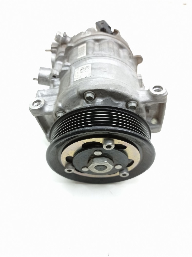 Compressor Ar Condicionado Vw Jetta Gli 2.0 2024 5q0820803p