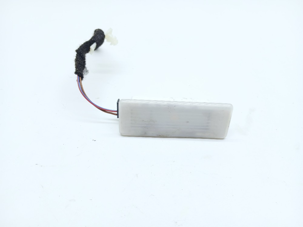 Luz Cortesia Porta Traseira Esquerda Bmw 320 2.0 2017