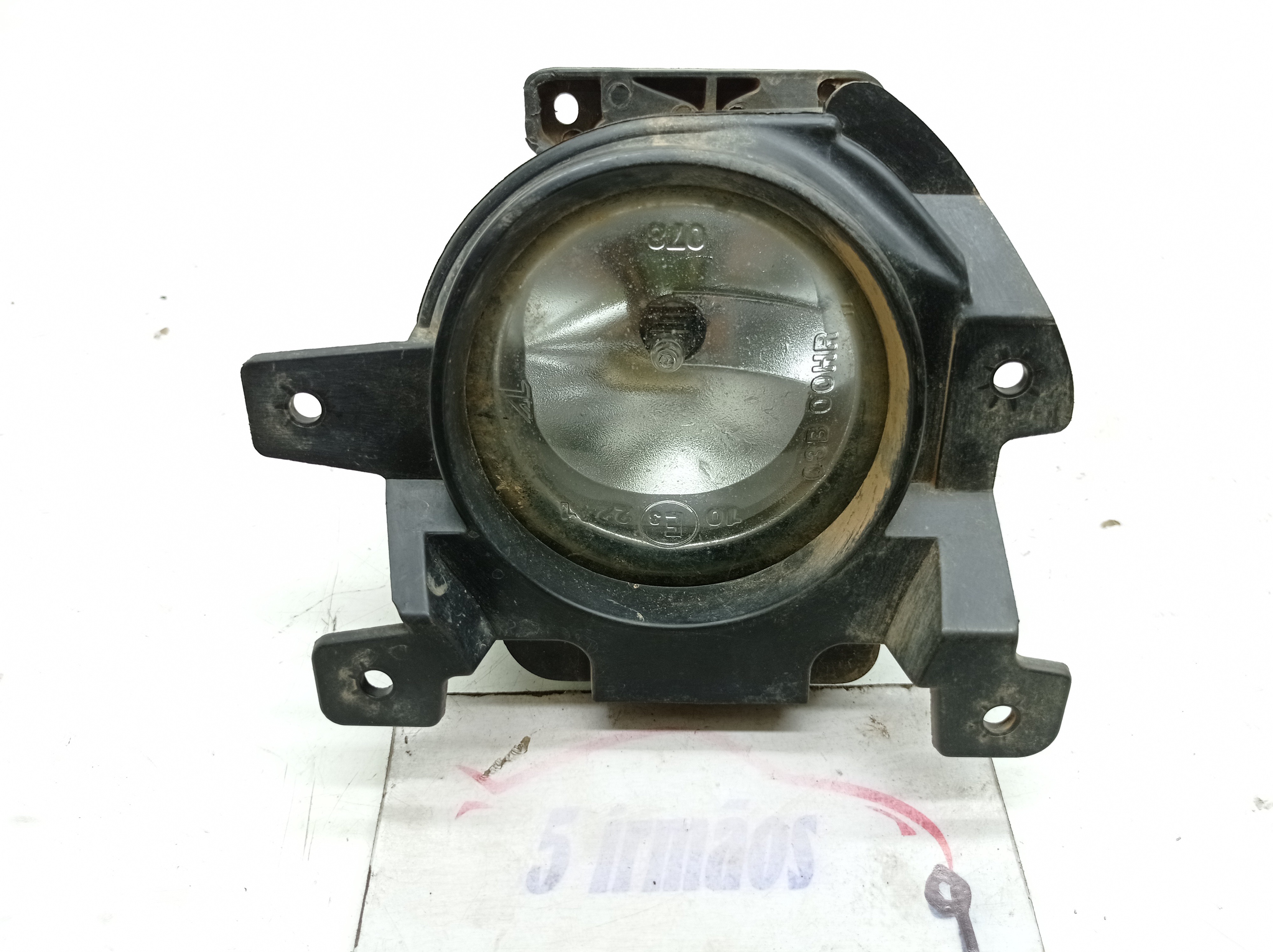 Farol Milha Esquerdo Fiat Strada 1.4 2010 / 2011