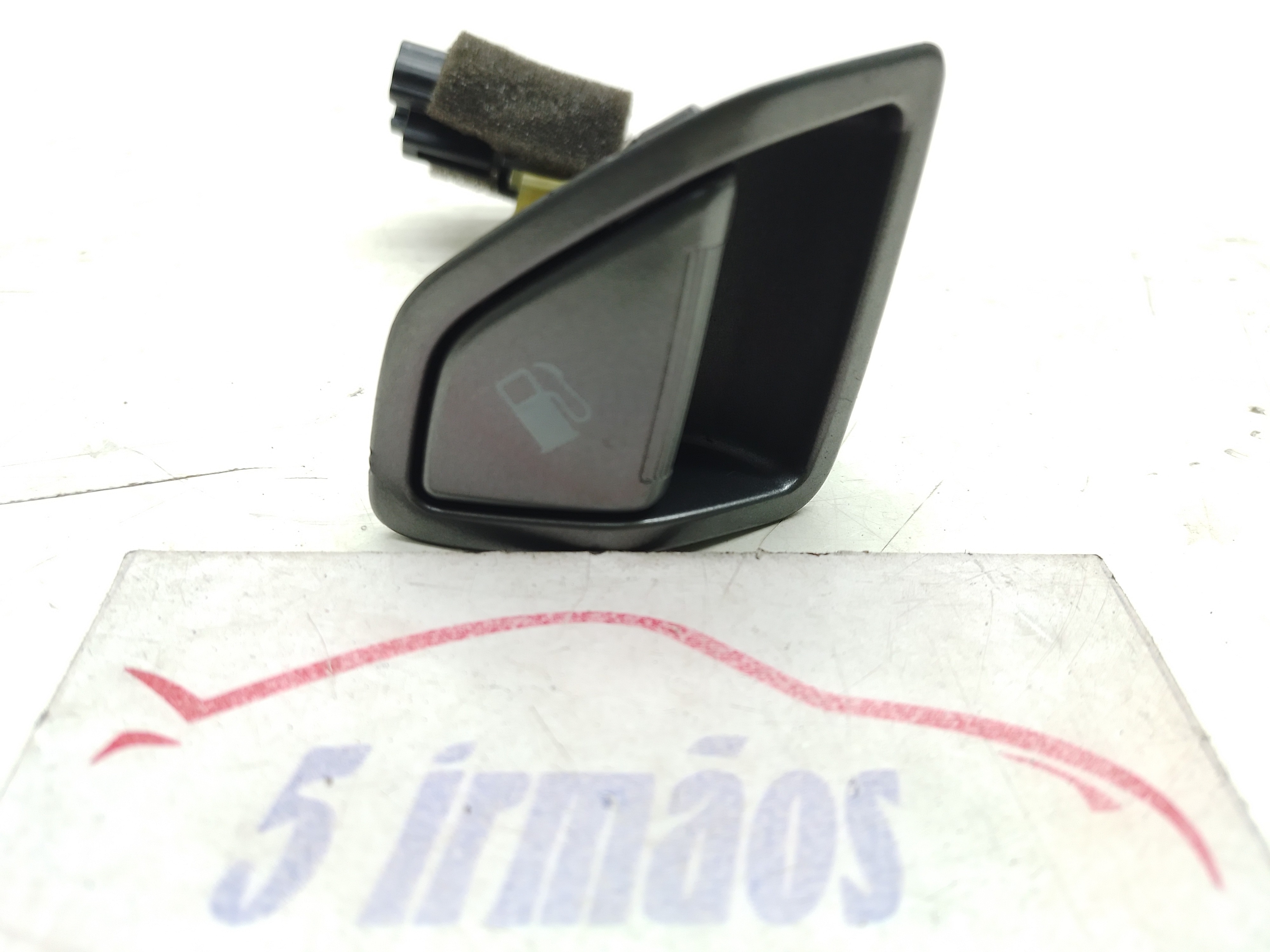 Botão Abertura Portinhola Hyundai Santa Fé 3.3 2014 / 2015