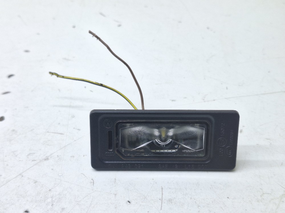 Luz Placa Volkswagen Taos Tsi 1.4t 2022 5na943021