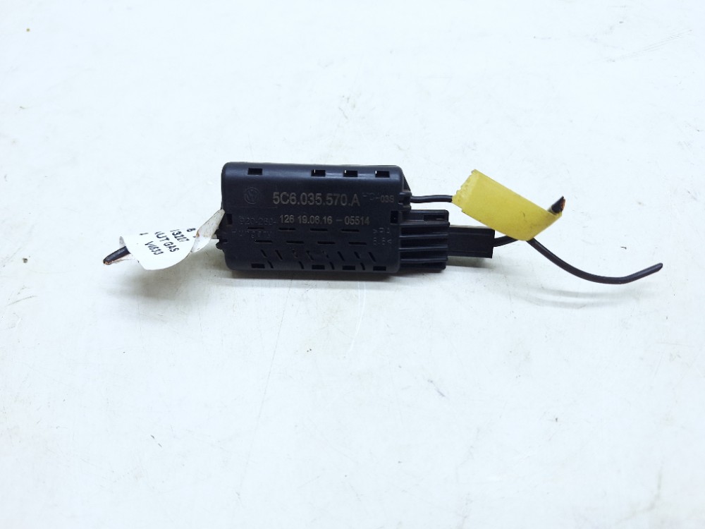 Módulo Amplificador Som Vw Jetta 2.0 2016 5c6035570a