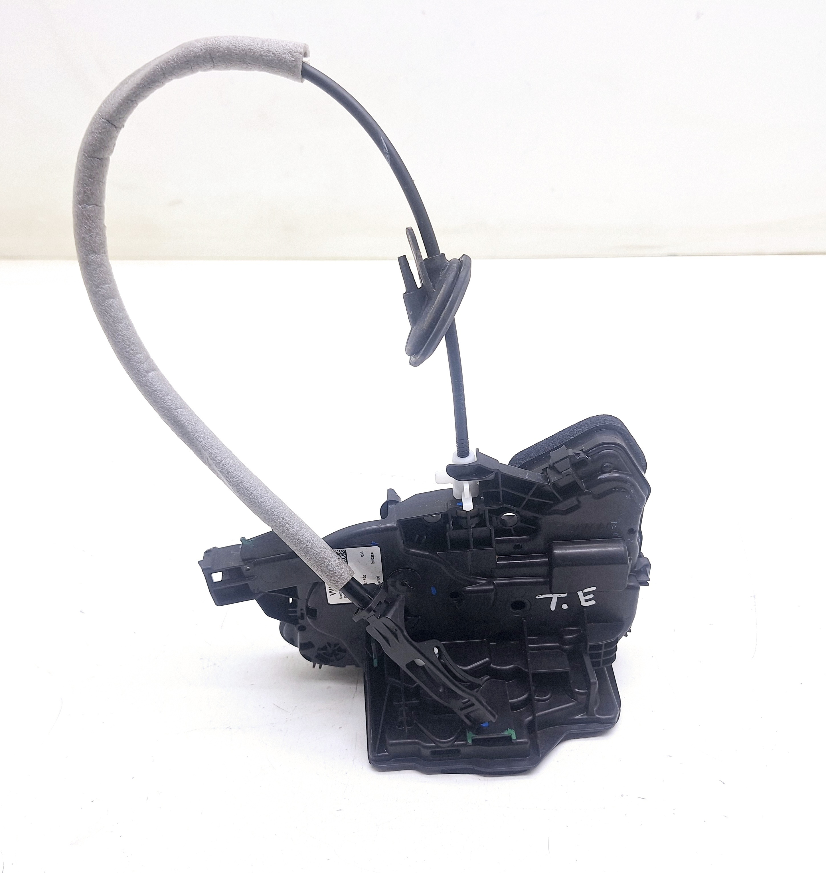 Fechadura Porta Traseira Esquerda Vw Virtus Tsi 1.0 2023