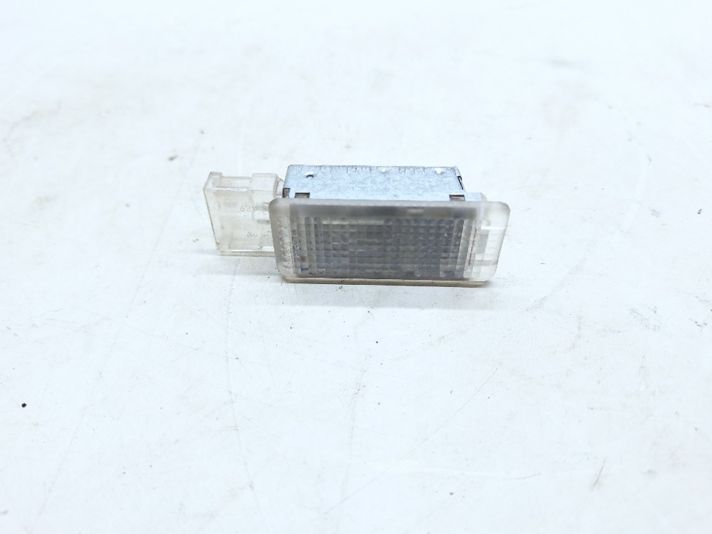 Luz Cortesia Vw Jetta 2.0 2016 740947415