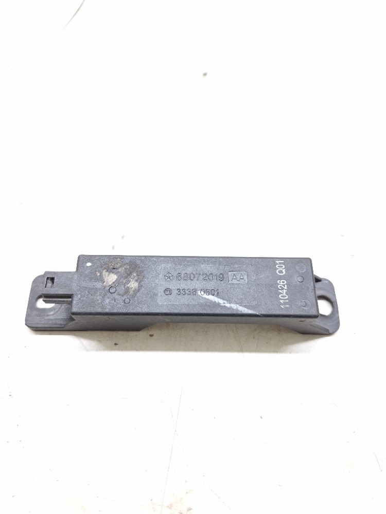 Sensor Keyless Chrysler Town Country 3.6 2011 2012 68072019a