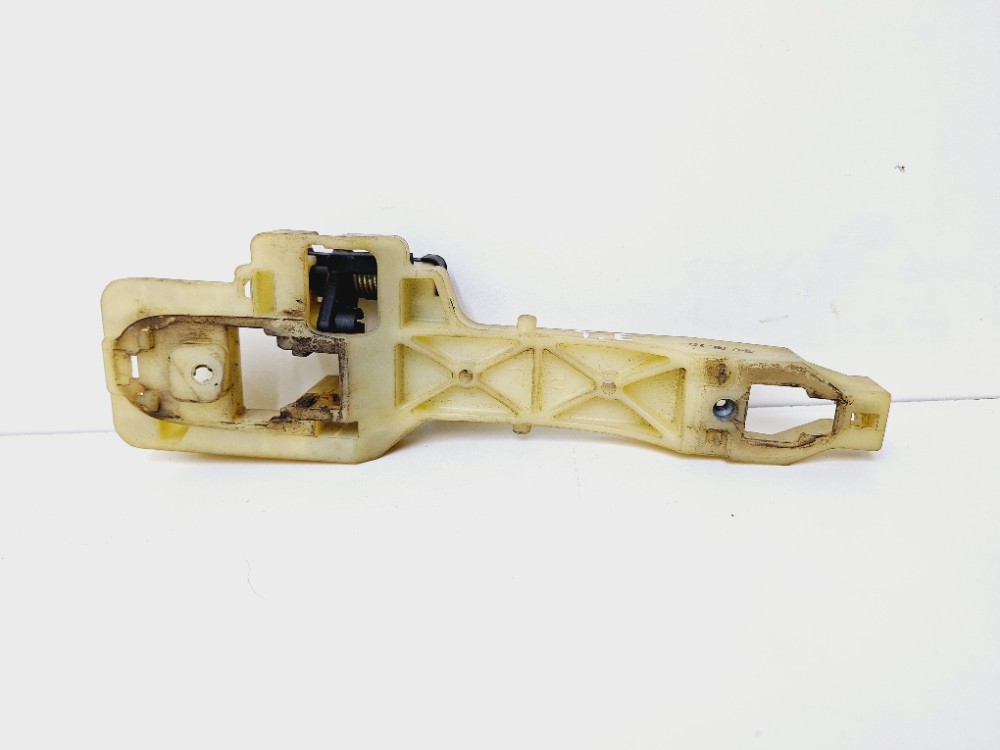 Suporte Maçaneta Externa Traseira Esquerda Kia Sorento 2011 Prata Traseira