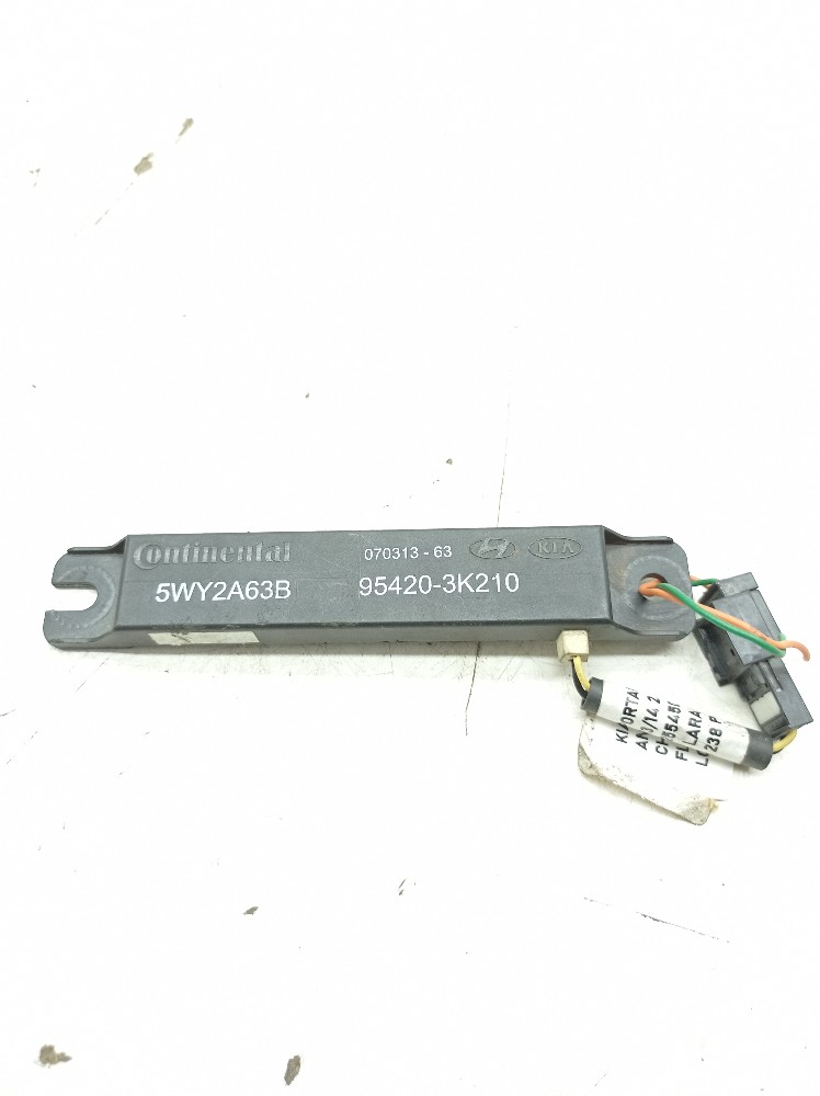Sensor Keyless Kia Sportage 2.0 2013 2014 954203k210