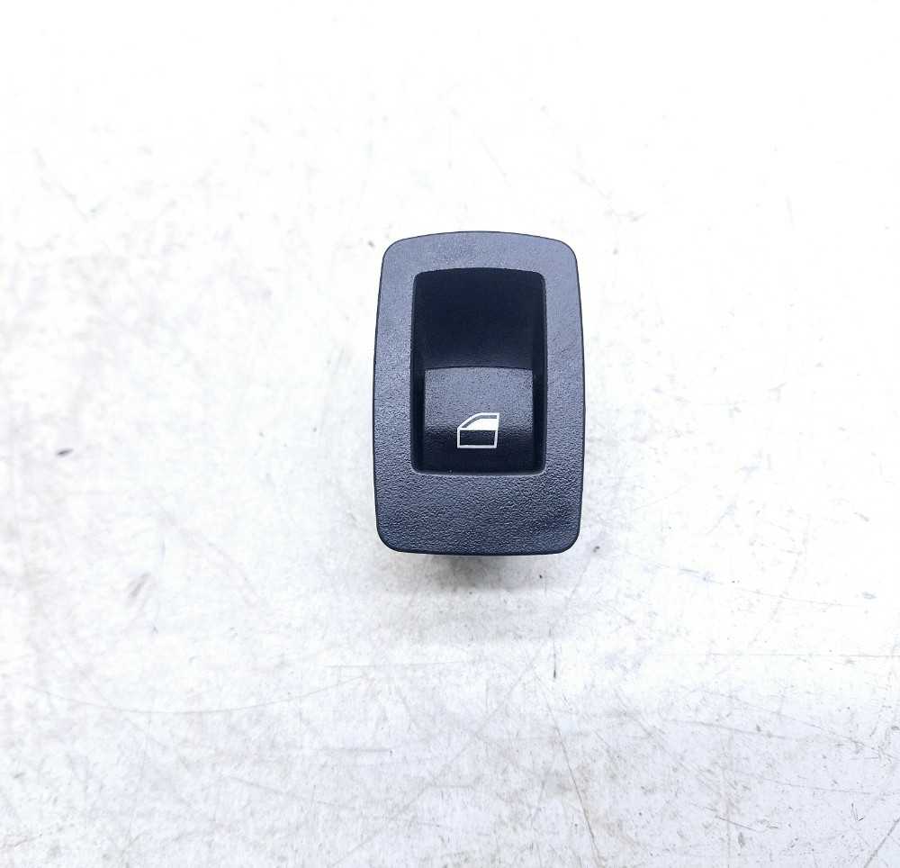 Comando Vidro Traseiro Direito Bmw X1 2.0 2016 920810603
