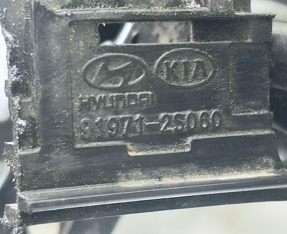Cabo Positivo Bateria Kia Sportage 2.0 2011 2012 919712s060 5