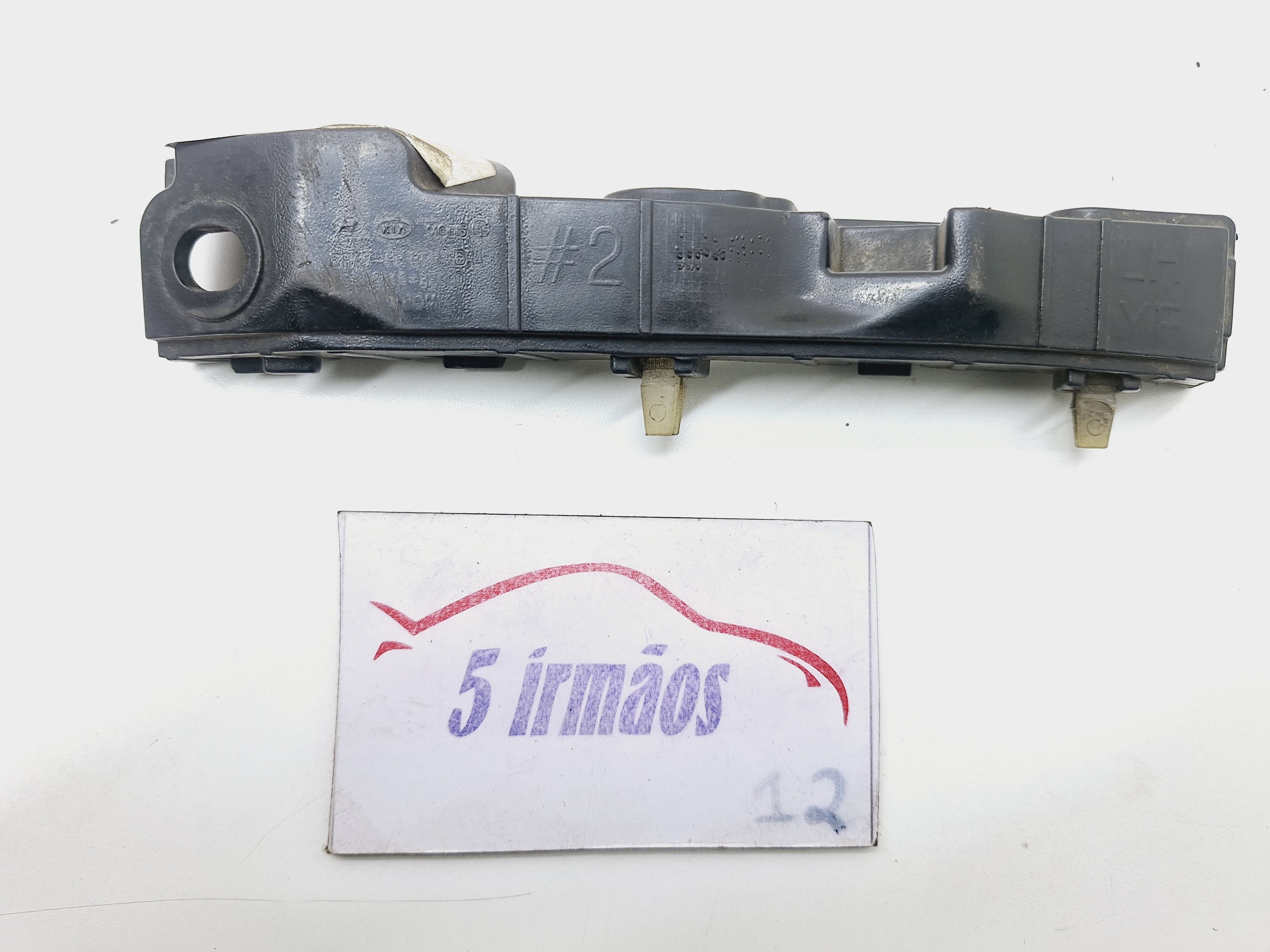 Guia Esquerdo Parachoque Dianteiro Hyundai Sonata 2.4 2011