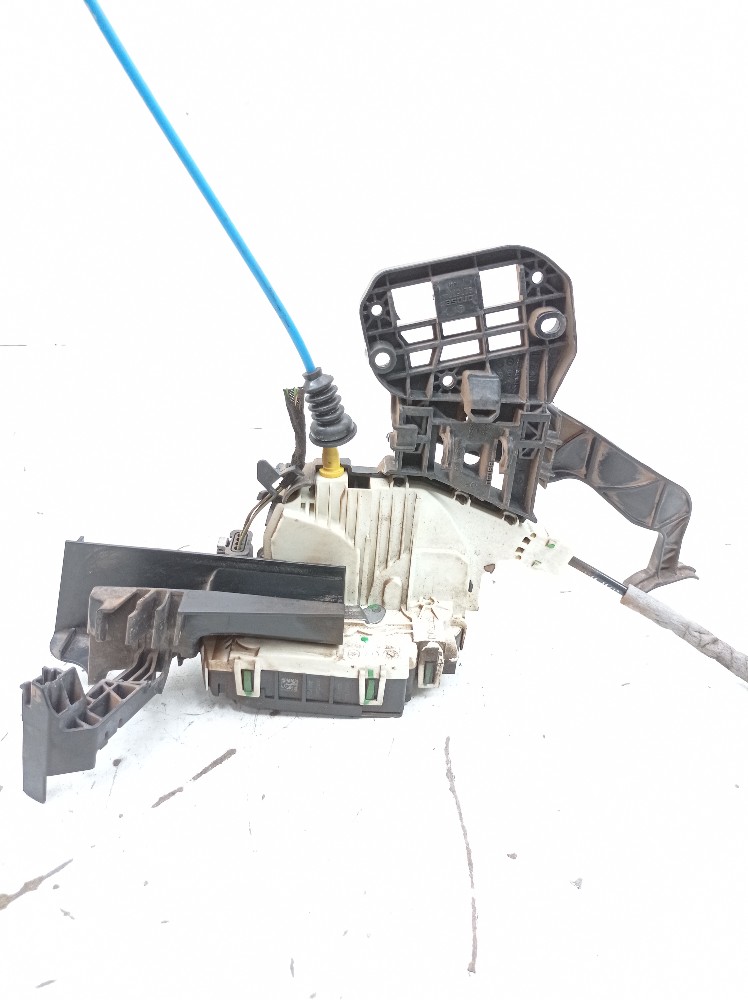 Fechadura Porta Dianteira Direita Mercedes B200 1.6 2013