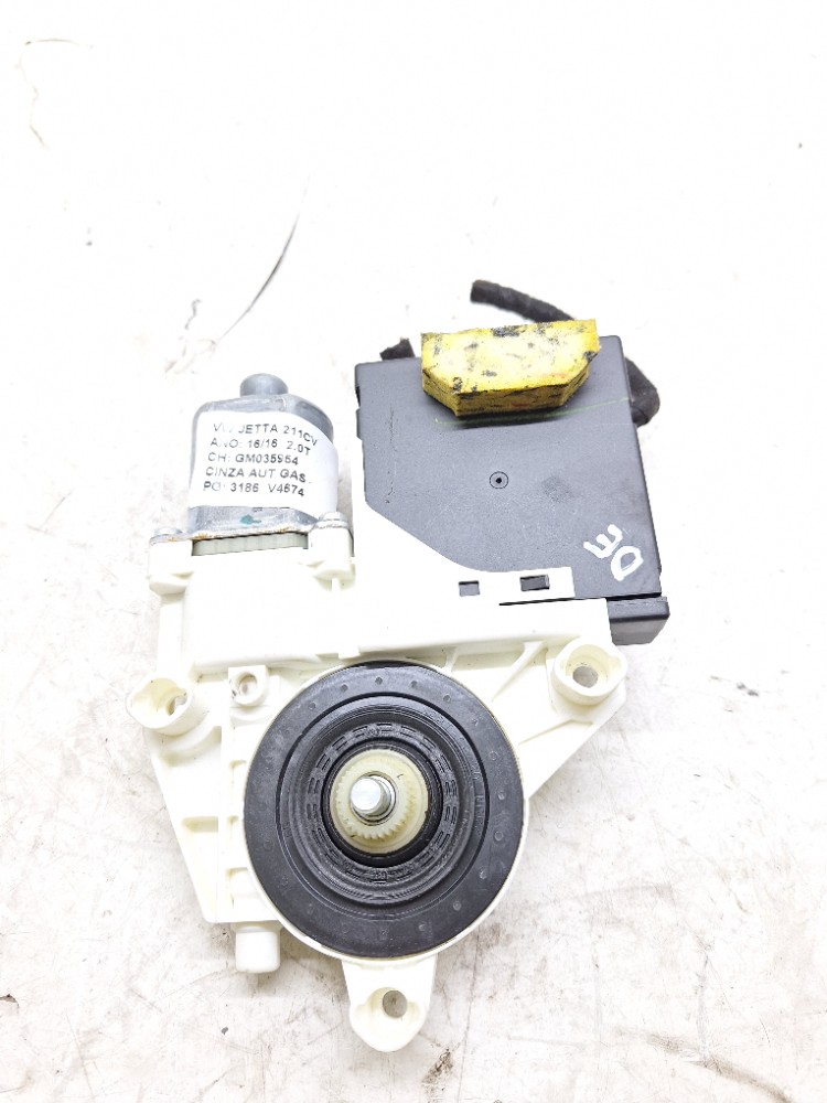 Motor Maquina Vidro Dianteiro Esquerdo Vw Jetta Tsi 2.0 2016