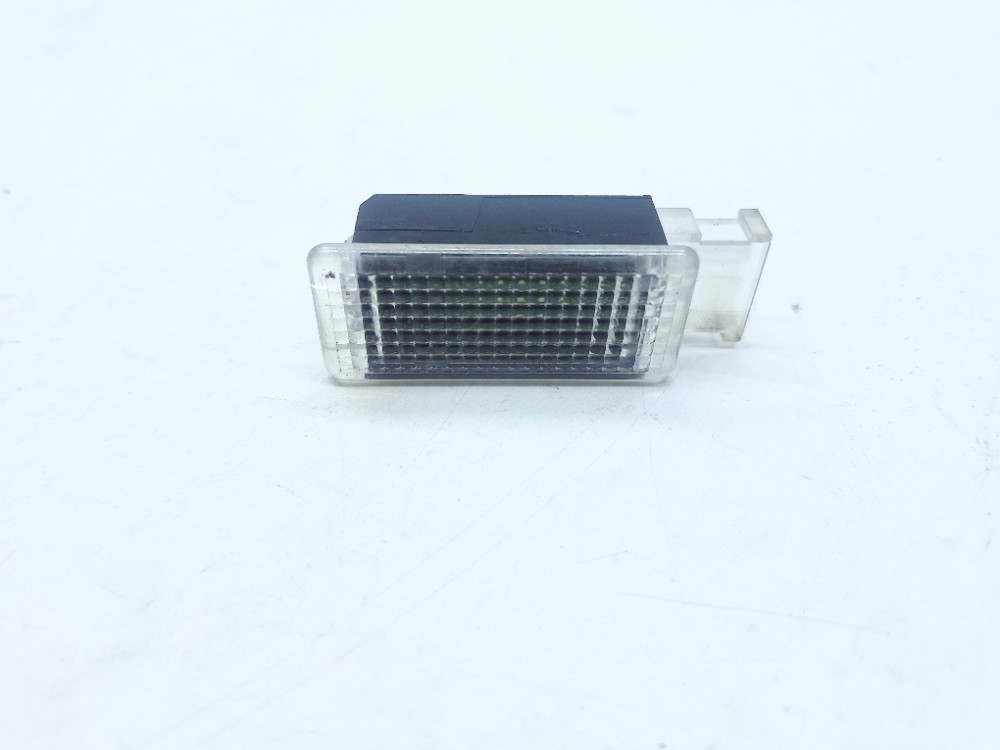 Luz Cortesia Porta Luvas Tiguan Tsi 2.0 2018 2019 5G0947409