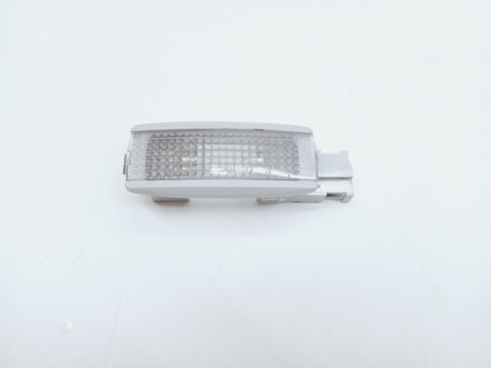 Luz Teto Cortesia Direito Vw Nivus 1.0t 2024 3b0947113