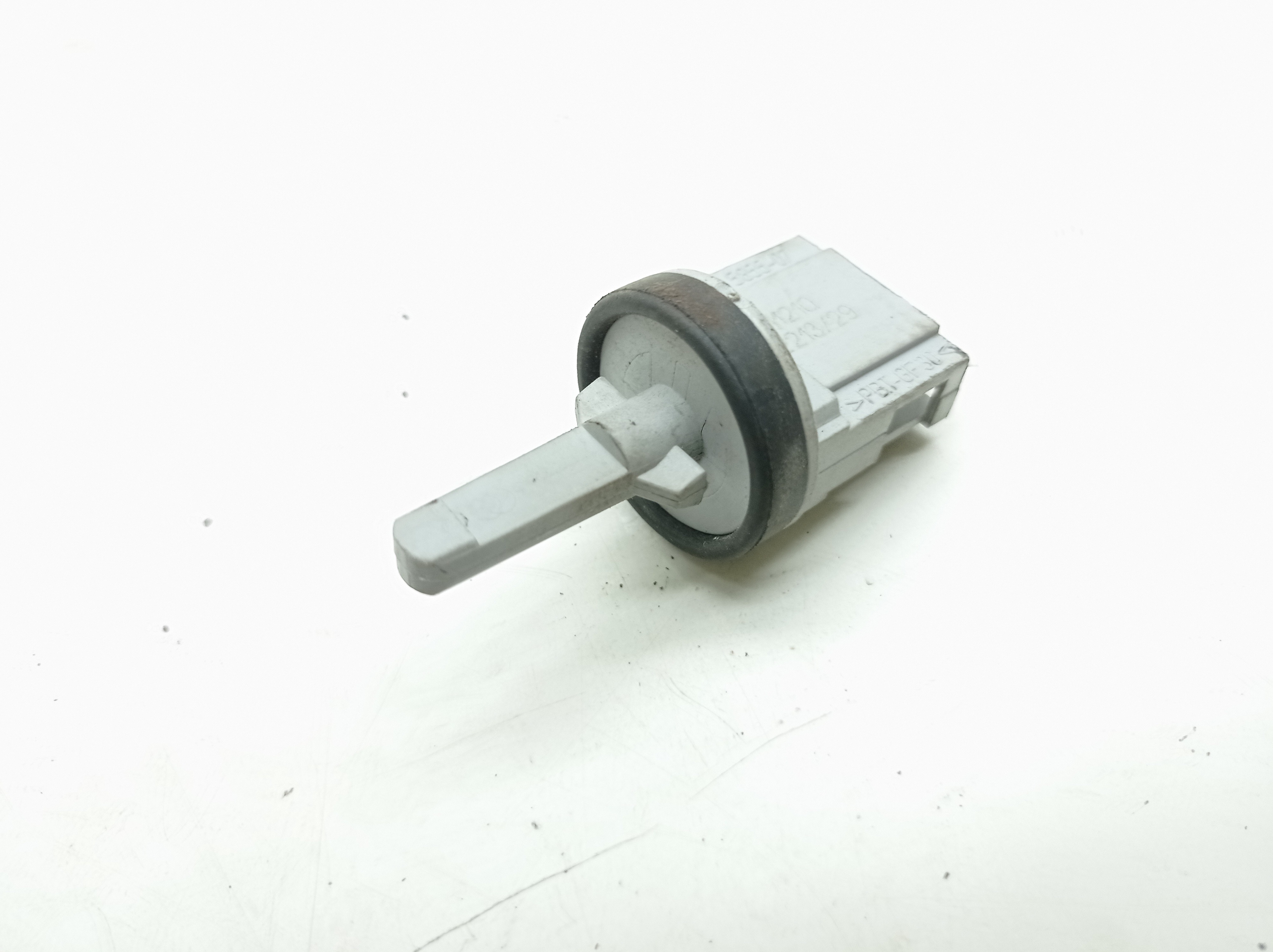Sensor Temperatura Ar Audi Q3 Tfsi 2.0 2013 Nº1k0907543g