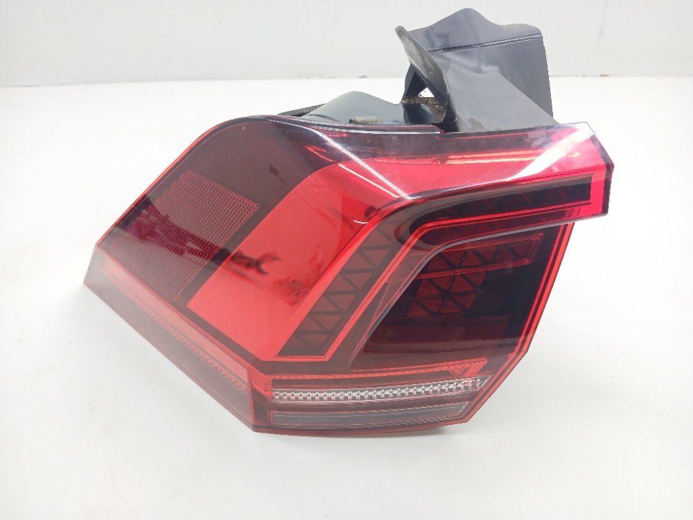 Lanterna Esquerda Vw Tiguan Tsi 2.0 2018 2019 5na945207c Esquerdo/motorista Vermelho