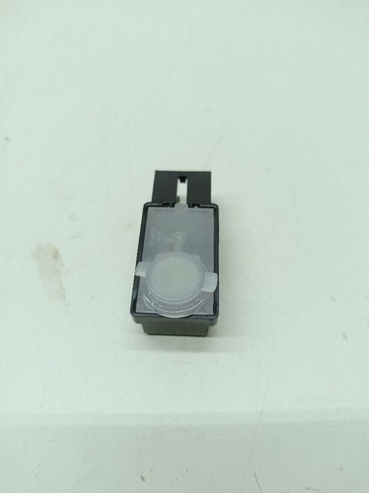 Luz Led Cortesia Vw Jetta Tsi 1.4 2019 17a947409