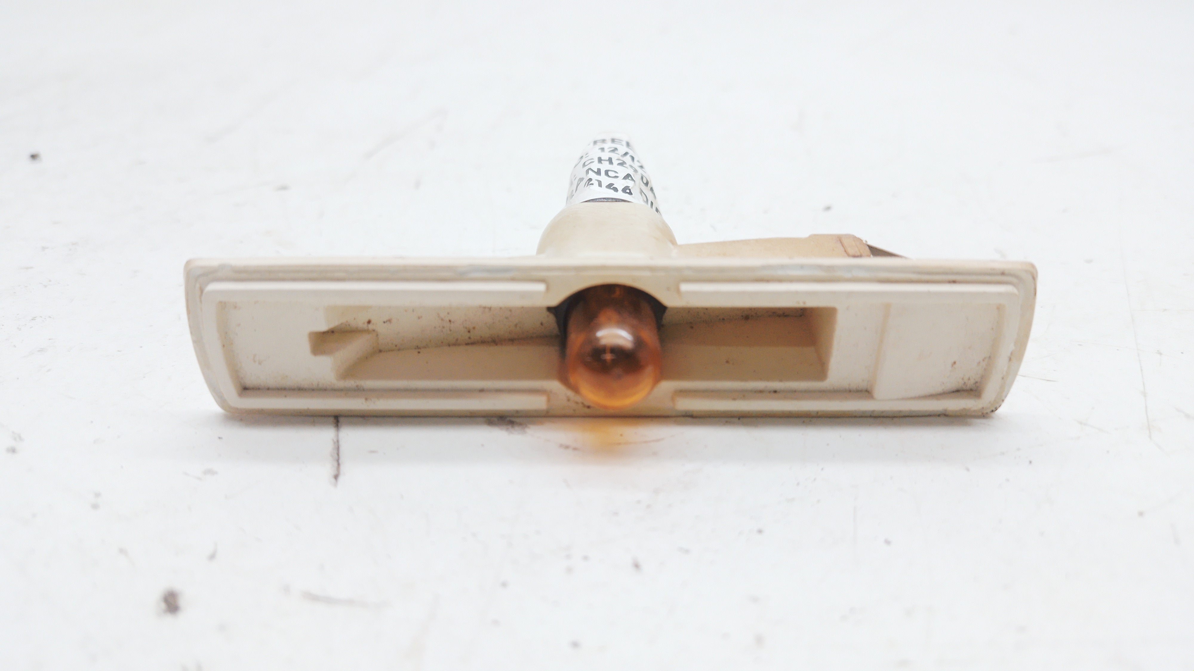 Luz Pisca Direito Paralama Freelander 2 2012 Nºch9h2213n330a Direito Laranja