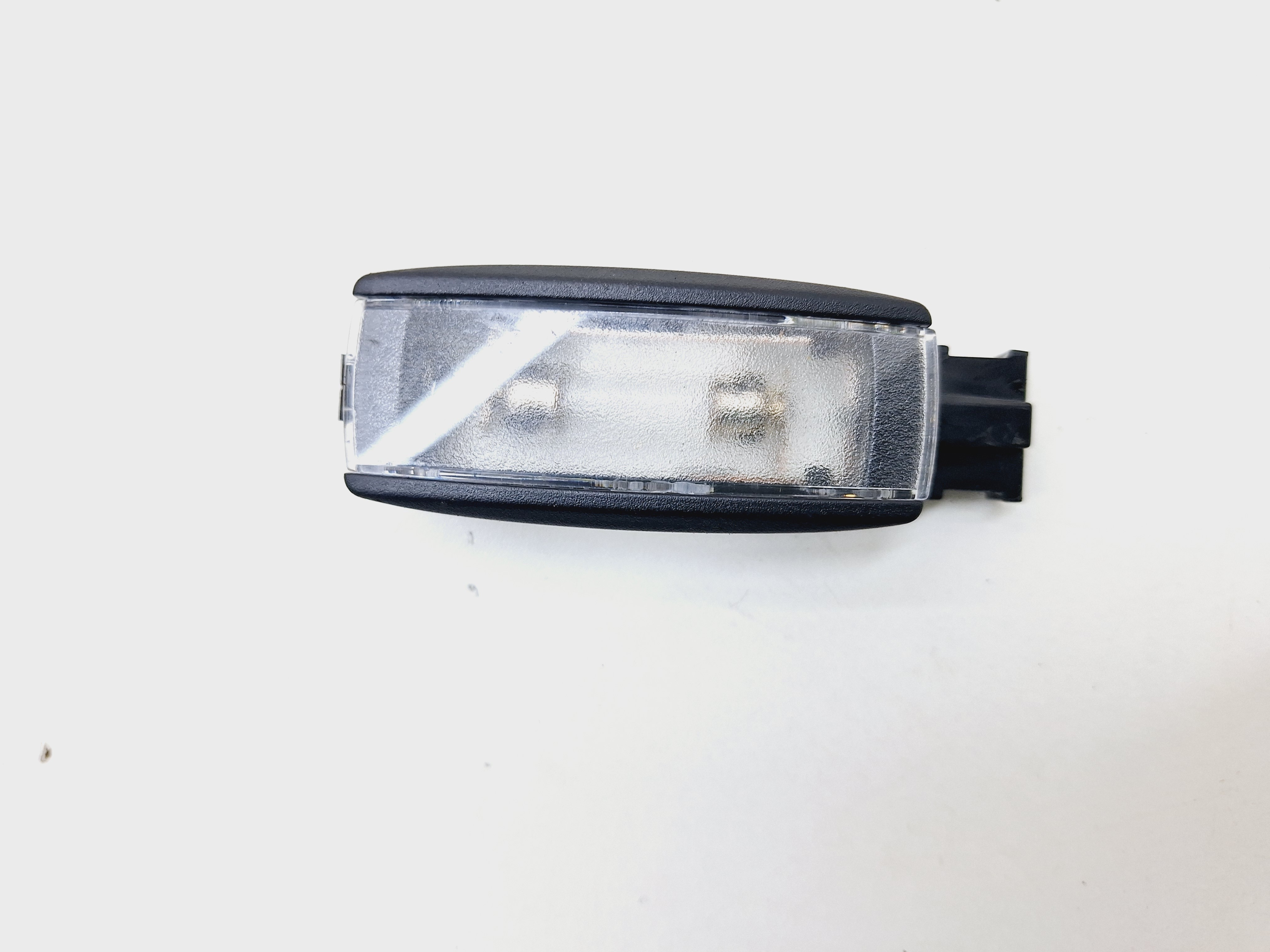 Luz Cortesia Quebra Sol Vw Virtus 1.0 2023 N17a947109