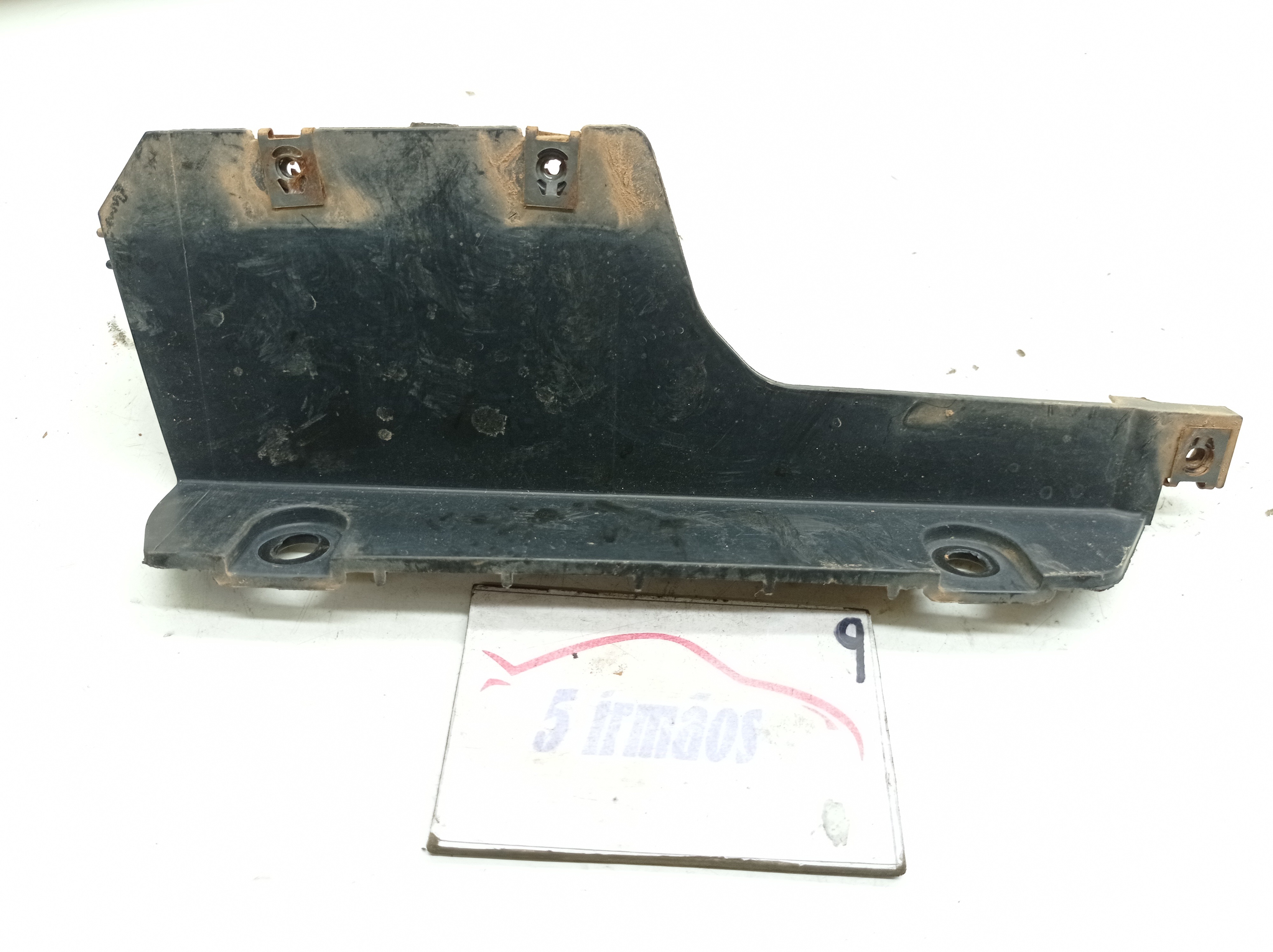Guia Direita Parachoque Traseiro Fiat Strada 1.4 2010 / 2011