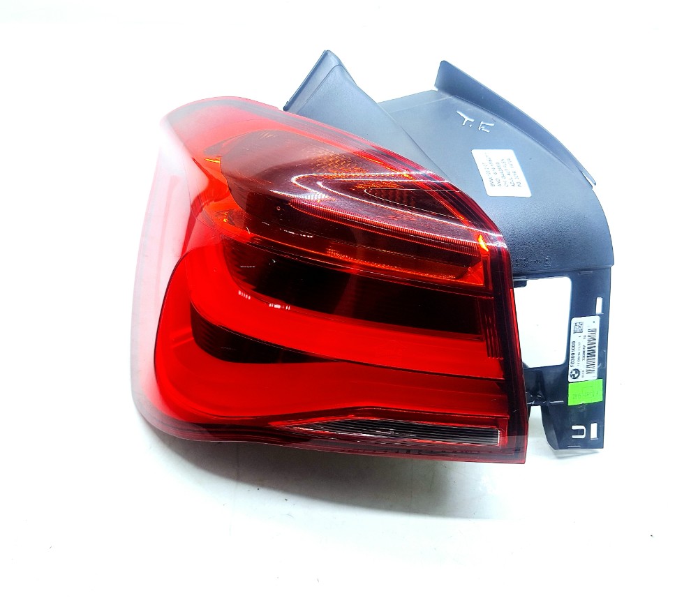 Lanterna Esquerda Bmw 120i 2.0 2016 F03601000