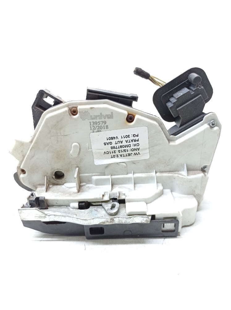 Fechadura Porta Traseira Esquerda Volkswagen Jetta 2.0 2013
