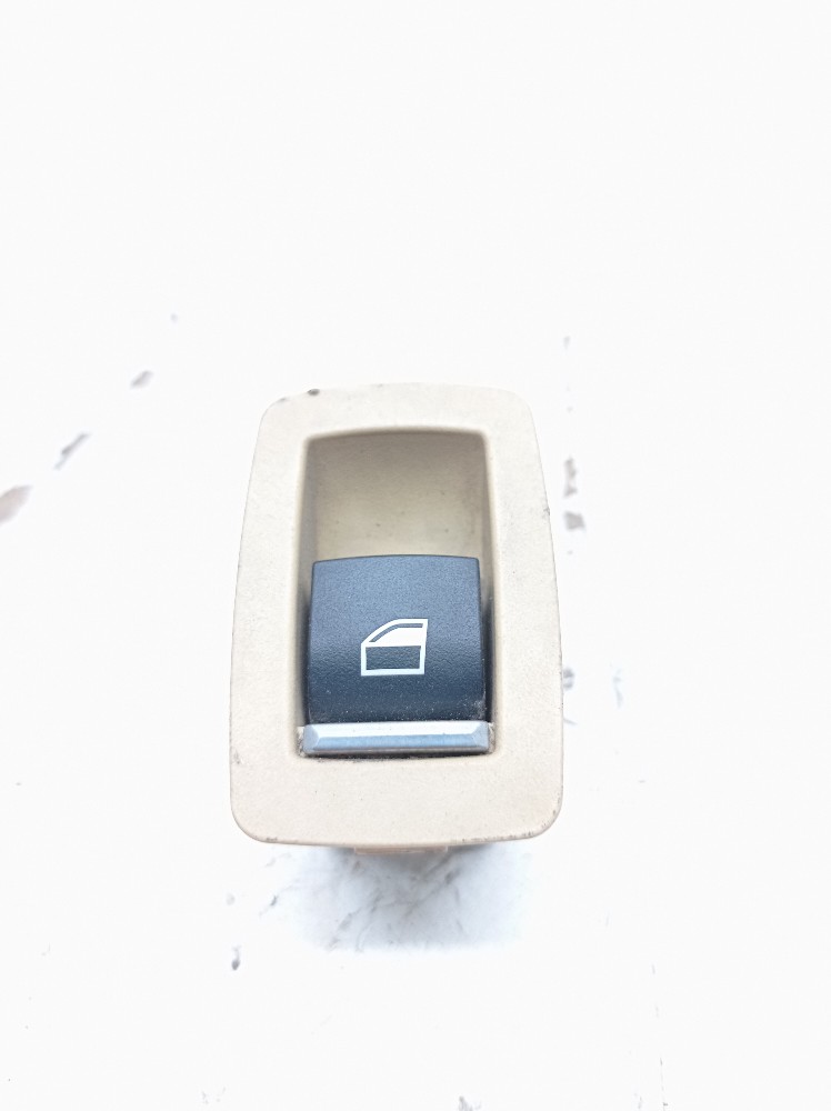 Botão Vidro Traseiro Direito Bmw 320i 2.0 2014 2015
