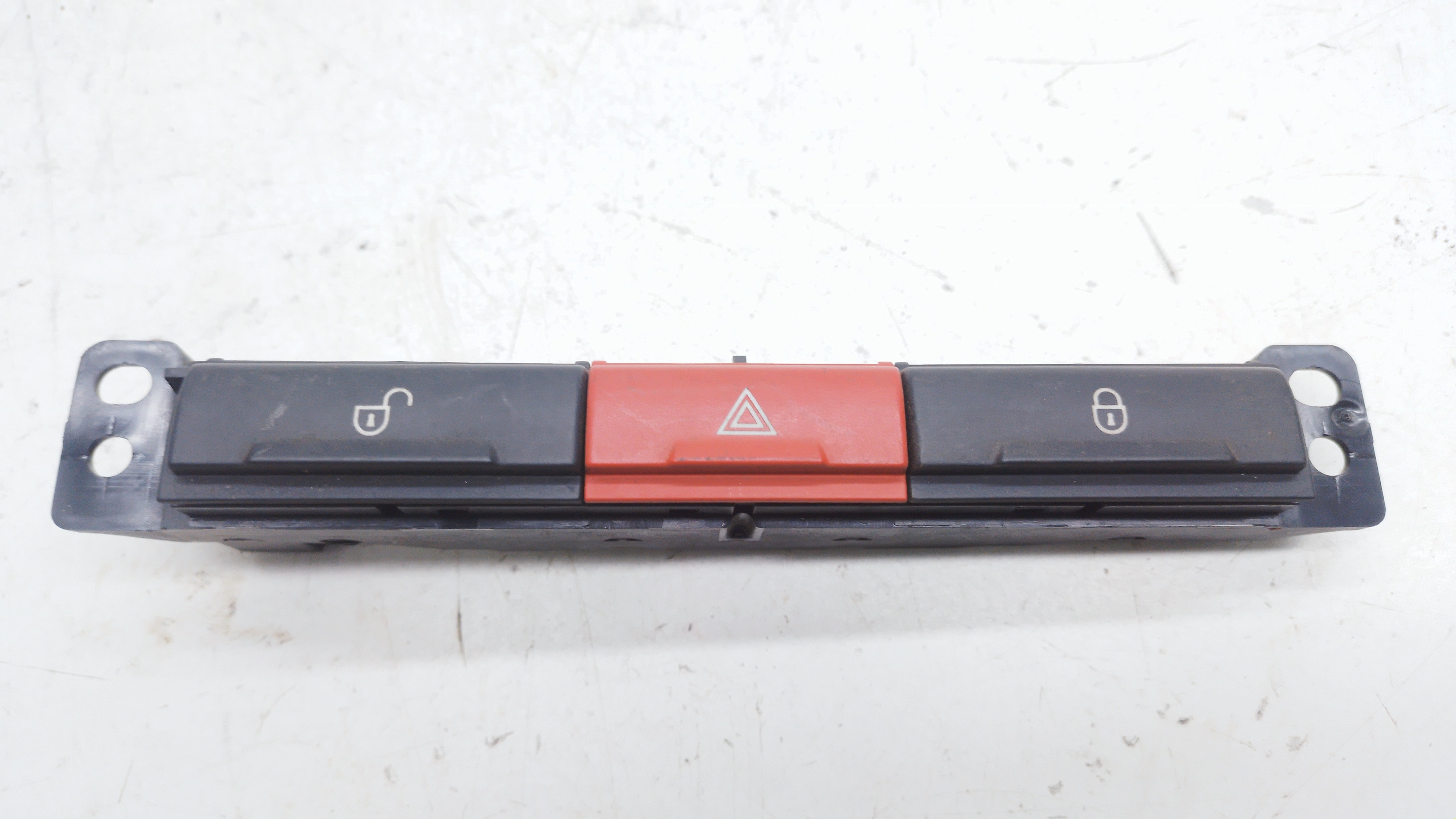 Comando Pisca Alerta Freelander 2 3.2 2010 Nº6h5213d734ac Preto