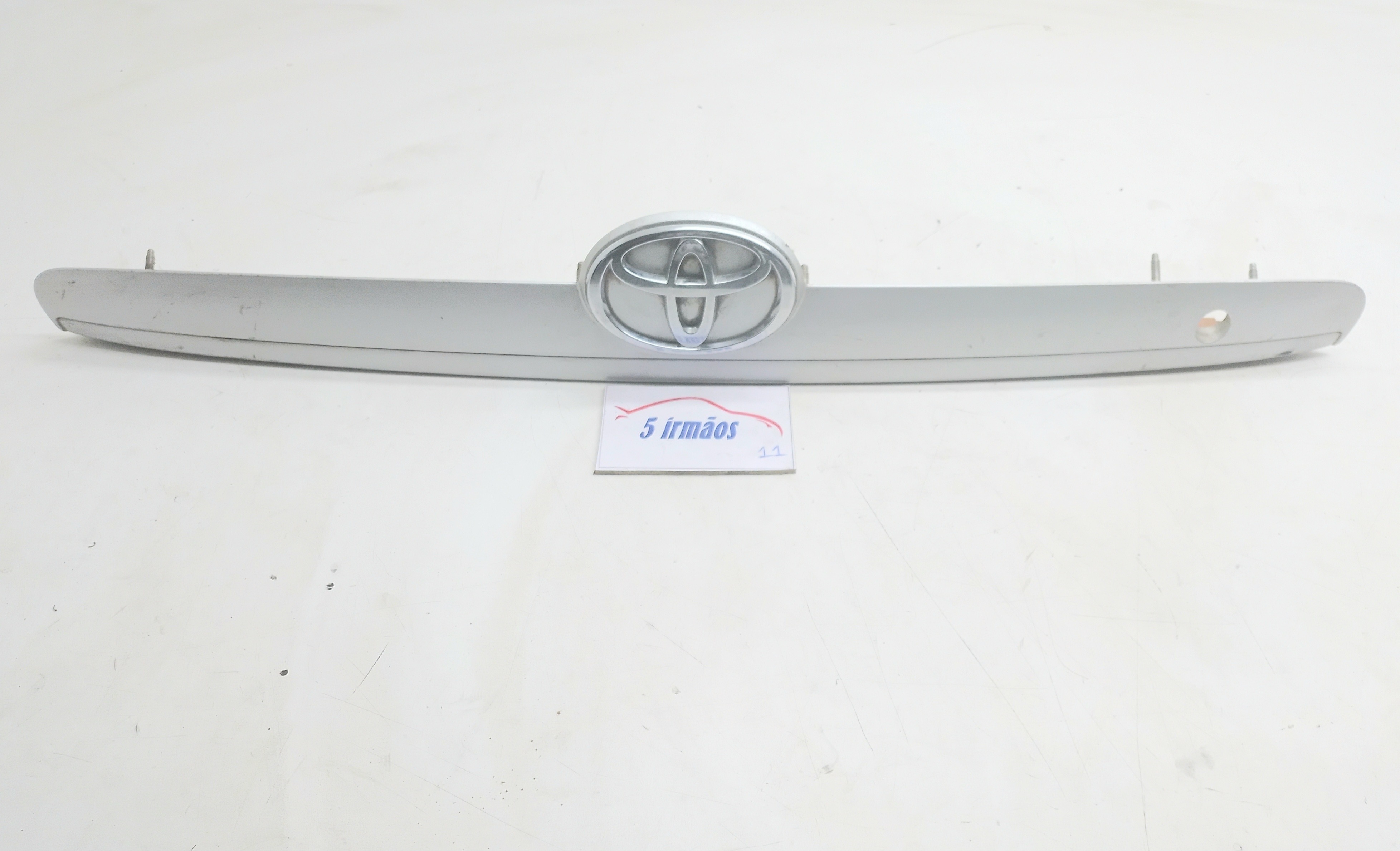 Acabamento Tampa Traseira Toyota Corolla Fielder 1.8 2003