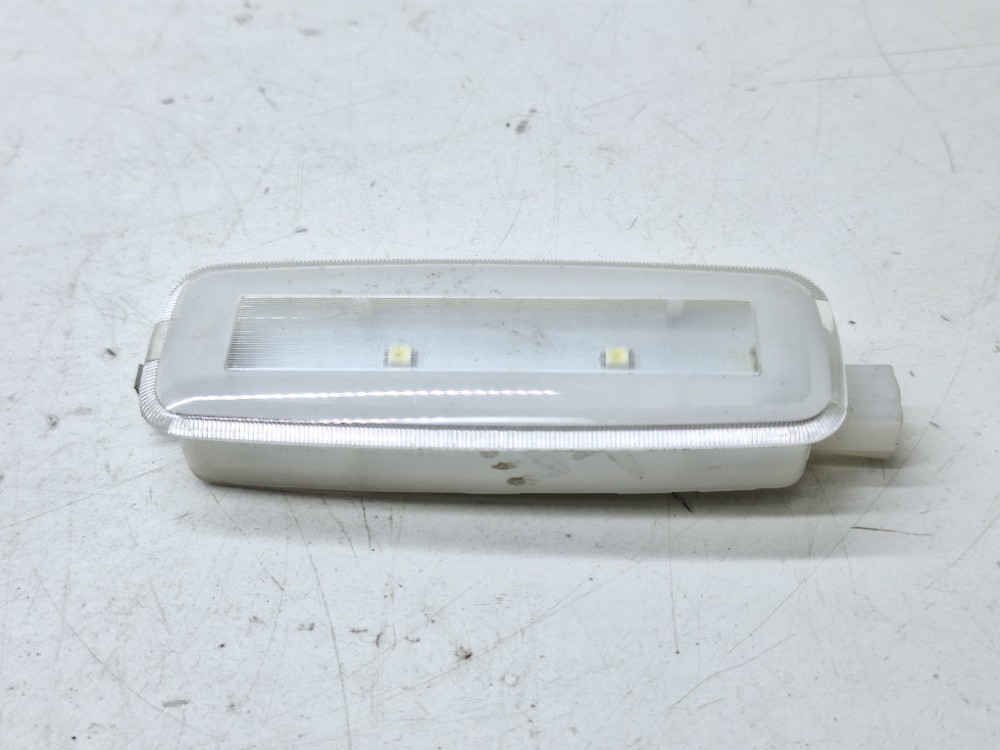 Luz Cortesia Quebra Sol Esquerdo Audi Q3 Tfsi 1.4t 2016