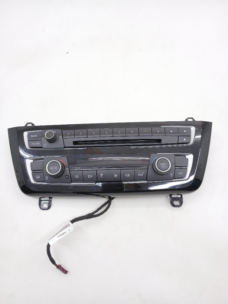 Comando Ar Condicionado Bmw 320i 2.0 2018 683288102