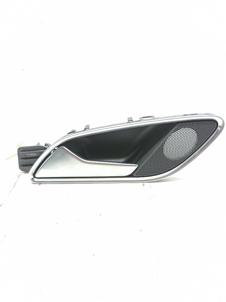 Maçaneta Externa Traseira Esquerda Audi Q3 Rs 2.5 2014 2015