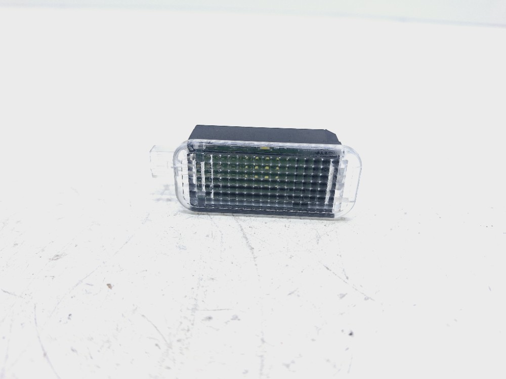 Luz Cortesia Porta Luvas Audi A4 2.0 2018 4e0947415
