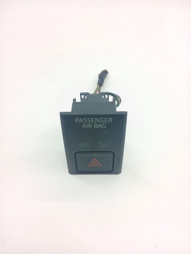 Botão Pisca Alerta Vw Jetta Tsi 1.4 2019 17a919225b
