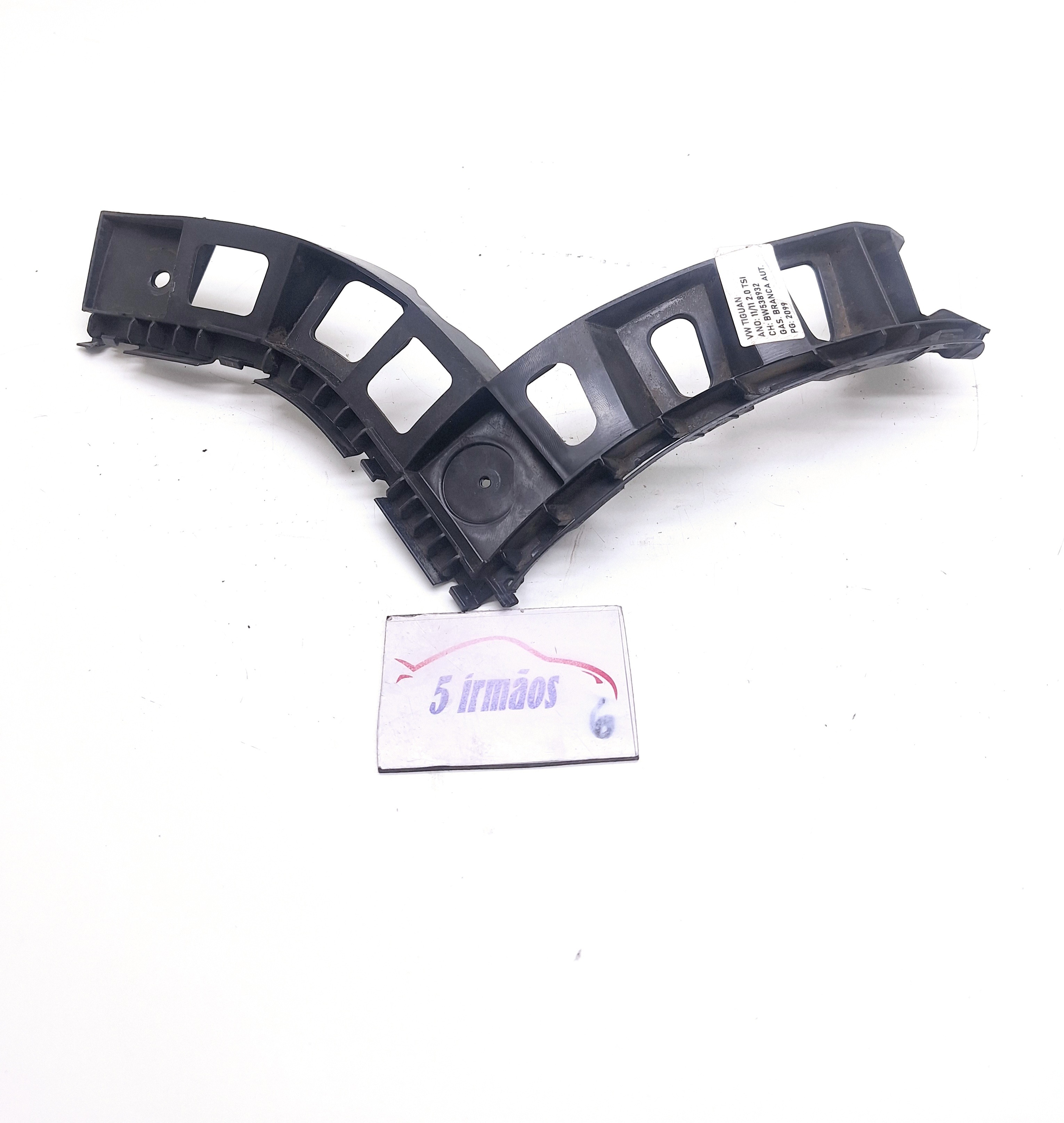 Guia Direito Parachoque Traseiro Vw Tiguan Tsi 2.0 2011