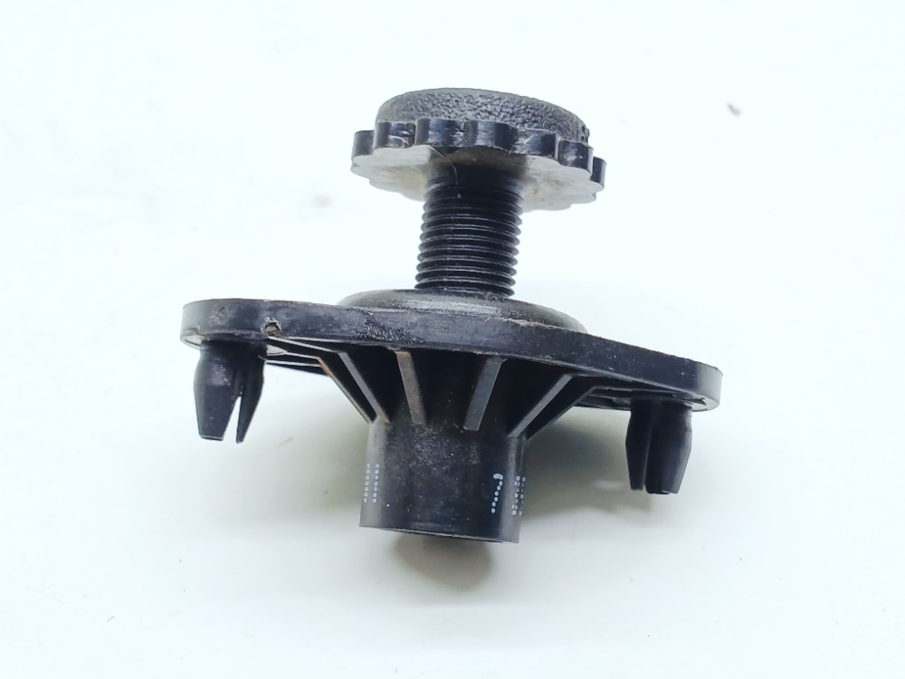 Batente Tampa Traseira Bmw 320 2.0 2016 2017 7072496