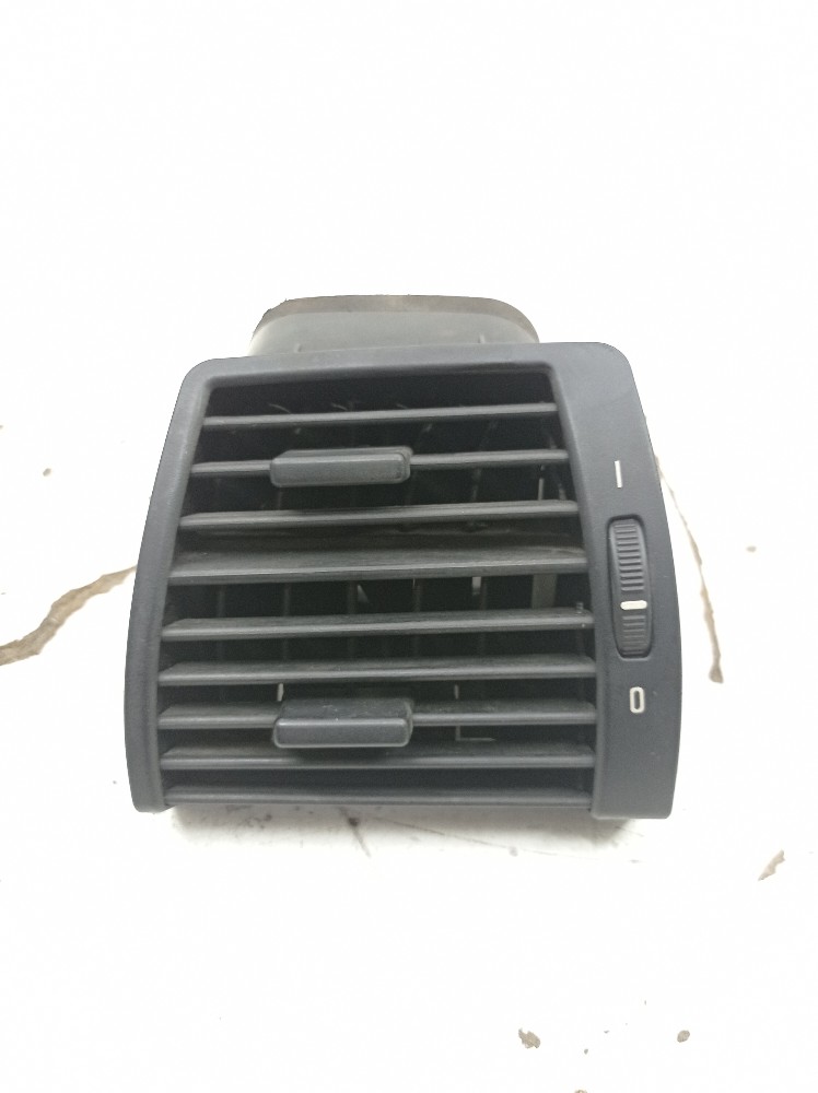 Difusor Ar Esquerdo Bmw X5 4.4 2001 2002 64228402215