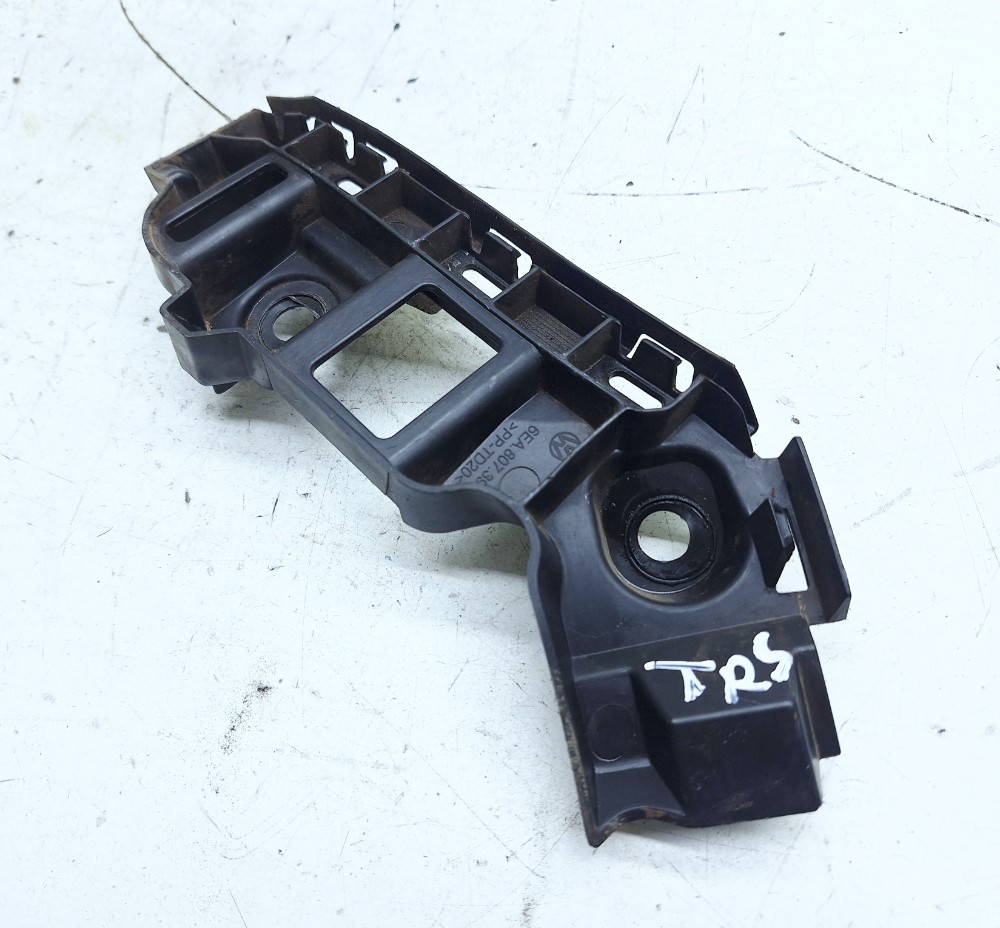 Suporte Esquerdo Parachoque Traseiro Vw Virtus Tsi 1.4 2025