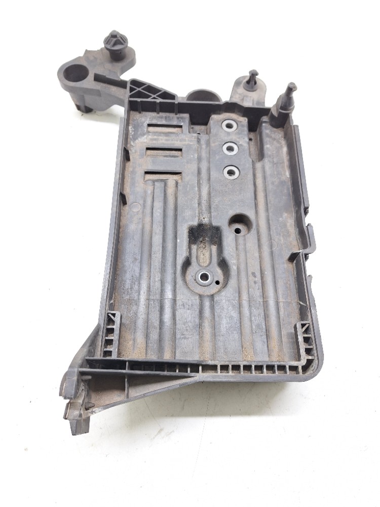 Suporte Caixa Bateria Vw Golf Gti 2.0 2014 2015 5q0915321h